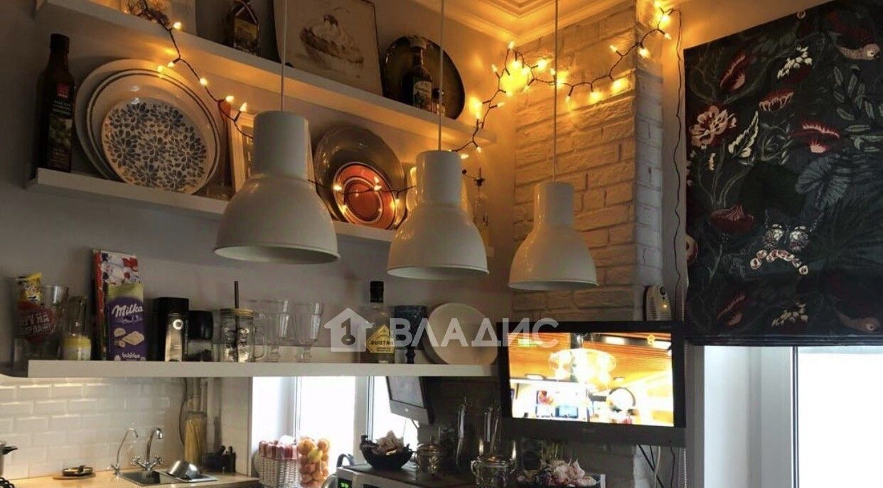 квартира г Нижний Новгород Парк культуры ул Веденяпина 12 фото 1