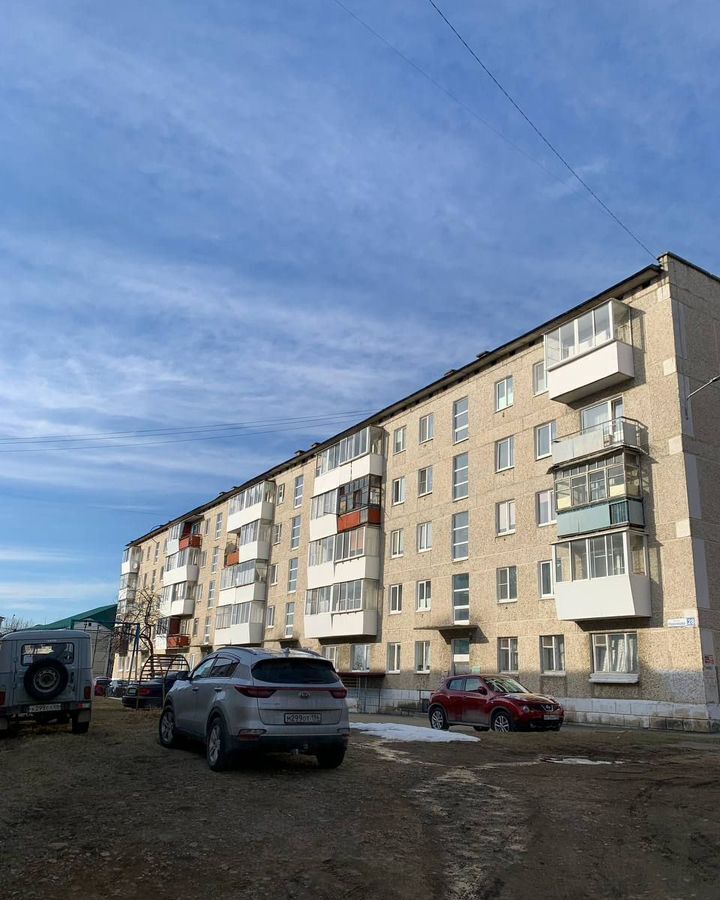 квартира г Карпинск проезд Нахимова 28 фото 1