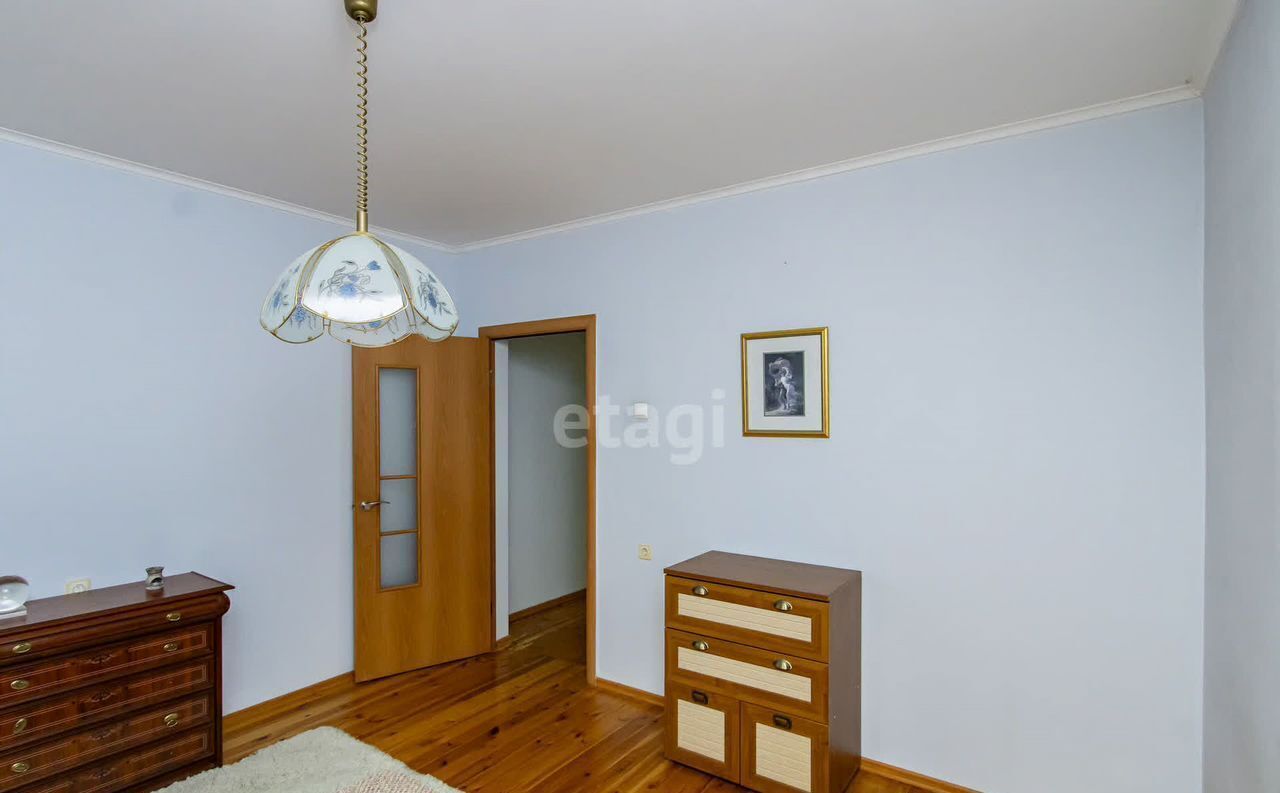 квартира г Тюмень р-н Центральный ул Семакова 21 фото 9