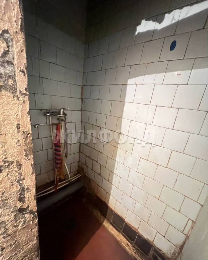 комната г Барнаул р-н Октябрьский ул П.С.Кулагина 25 фото 8
