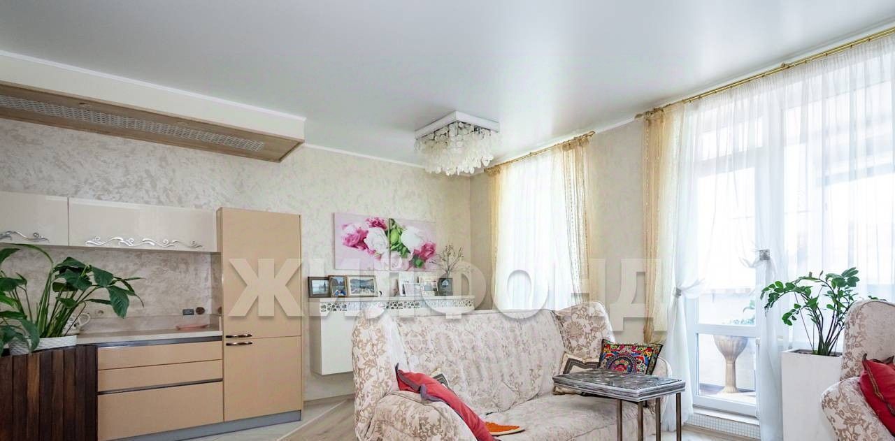 квартира г Новосибирск Гагаринская ул Галущака 15 фото 3