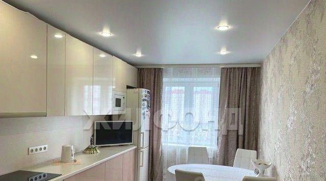 квартира г Новосибирск Студенческая ул Александра Чистякова 8 фото 11