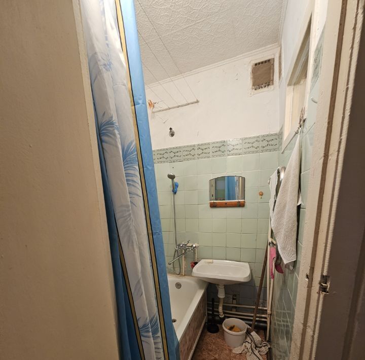 квартира г Волгоград р-н Кировский ул 64-й Армии 137 фото 9