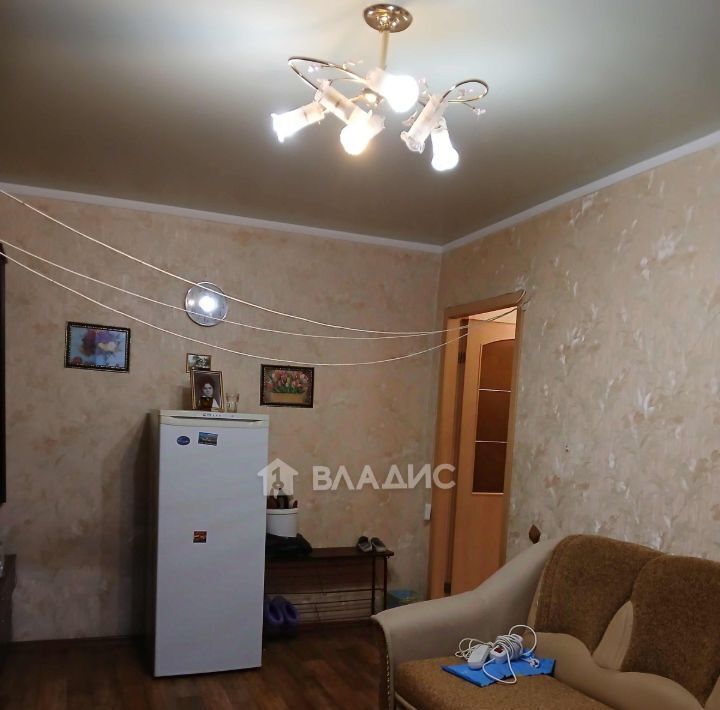 квартира г Волгоград р-н Дзержинский ул Ангарская 27 фото 6