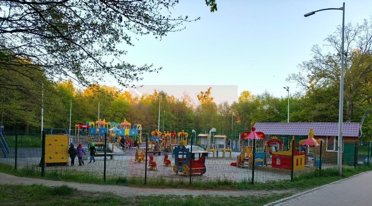 квартира г Калининград р-н Ленинградский ул Горького 168а фото 31