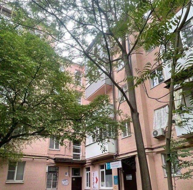 квартира г Таганрог ул Пальмиро Тольятти 26 фото 2