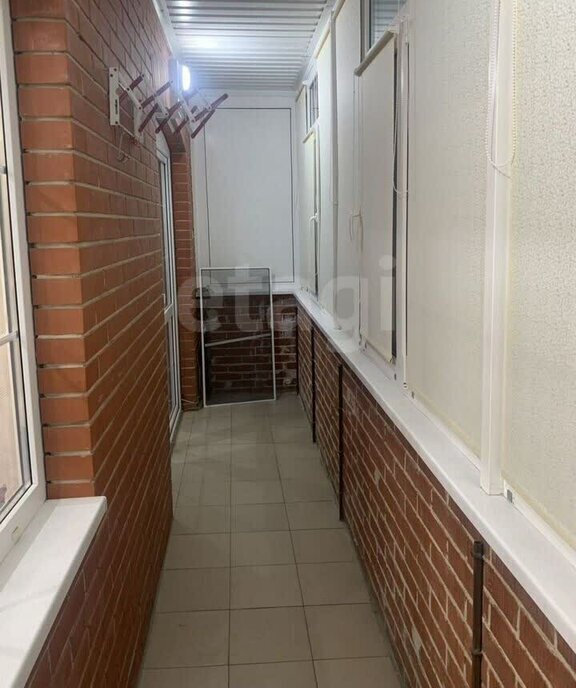 квартира г Азов б-р Роз 5 фото 11