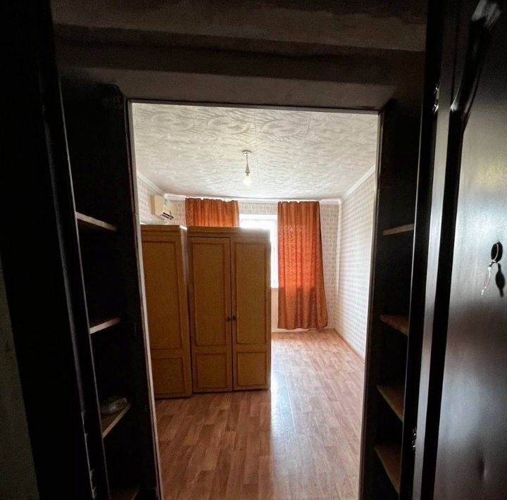 комната г Волгоград р-н Советский ул Логовская 1 фото 6