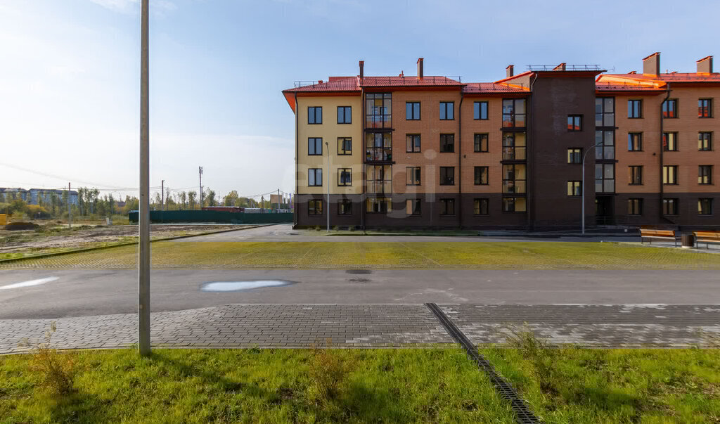 квартира г Тюмень ул Надира Сагдеева 4 фото 6