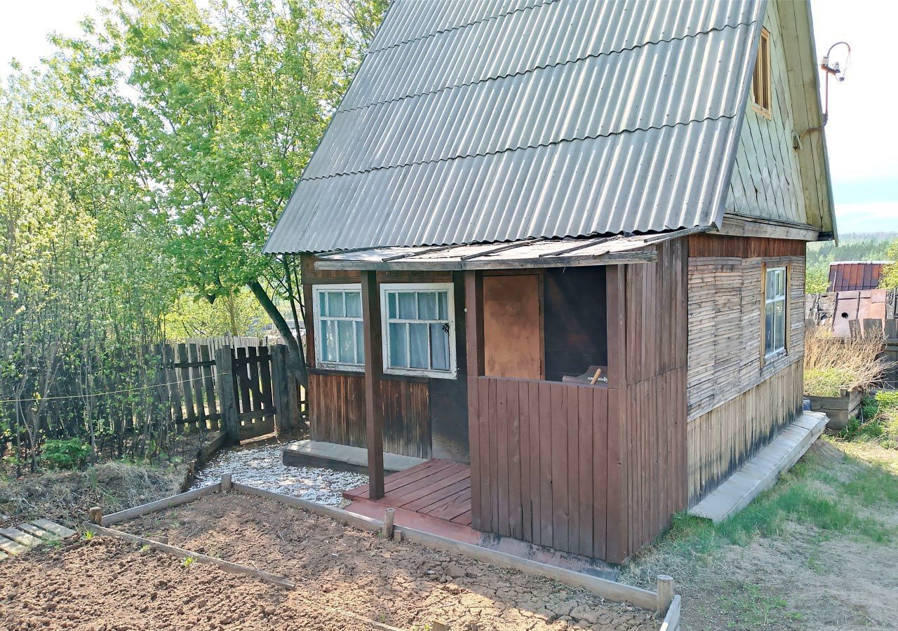 дом г Братск Железнодорожная ул фото 3