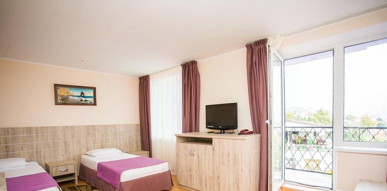 комната г Алушта ул Октябрьская 5 фото 1