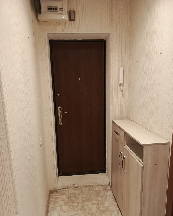 квартира г Магнитогорск р-н Орджоникидзевский ул Доменщиков 5 фото 3