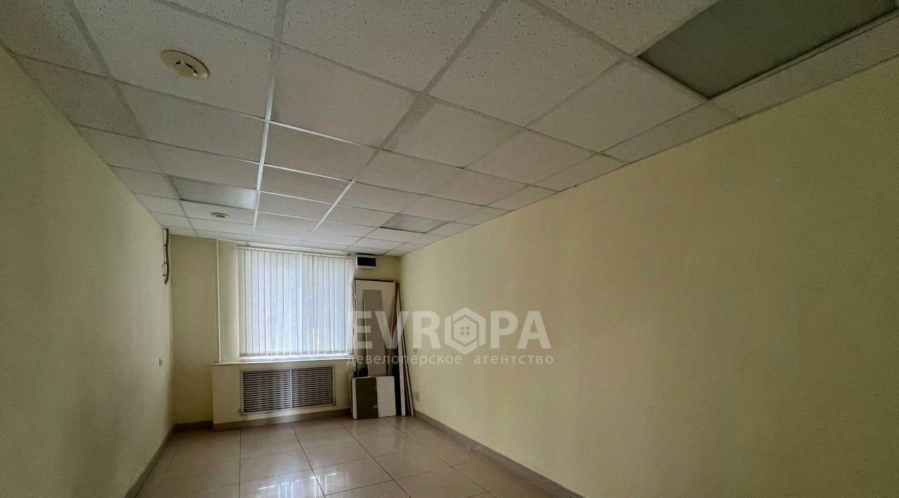 торговое помещение г Ульяновск р-н Засвияжский ул Рябикова 60а фото 3