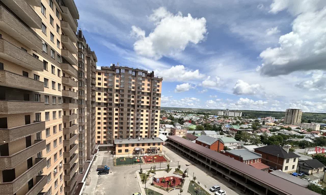квартира г Черкесск ул Кавказская 92в/3 фото 2