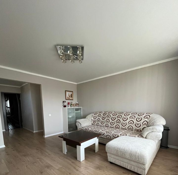 квартира г Омск р-н Центральный ул 27-я Северная 73 фото 8