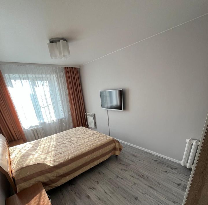 квартира г Омск р-н Центральный ул 27-я Северная 73 фото 18