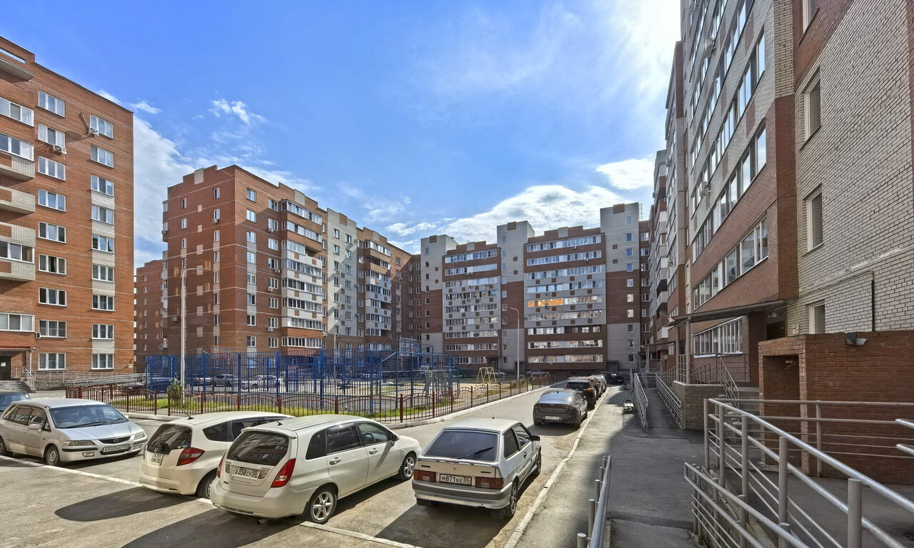 квартира г Омск ул 2-й Красной Звезды 81 фото 28