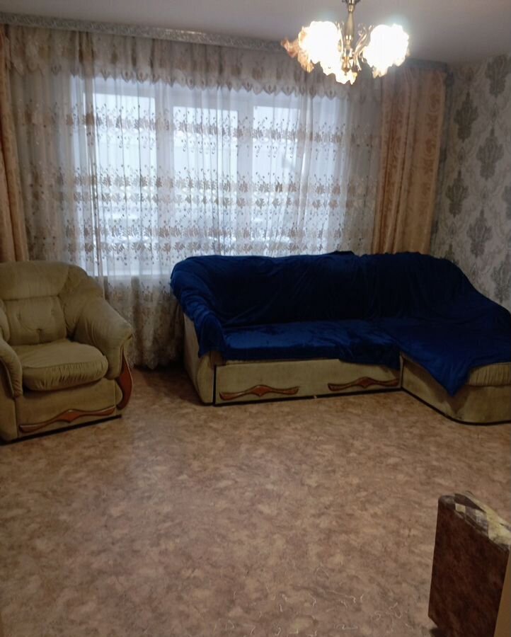 квартира г Белово Кемеровская обл. - Кузбасс, 3-й мкр-н, 93 фото 1
