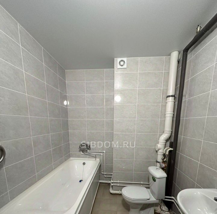 квартира г Красноярск р-н Кировский ул Аральская 51 фото 1