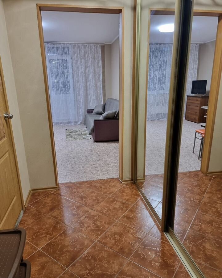 квартира г Красноярск р-н Свердловский ул Карамзина 18 фото 5