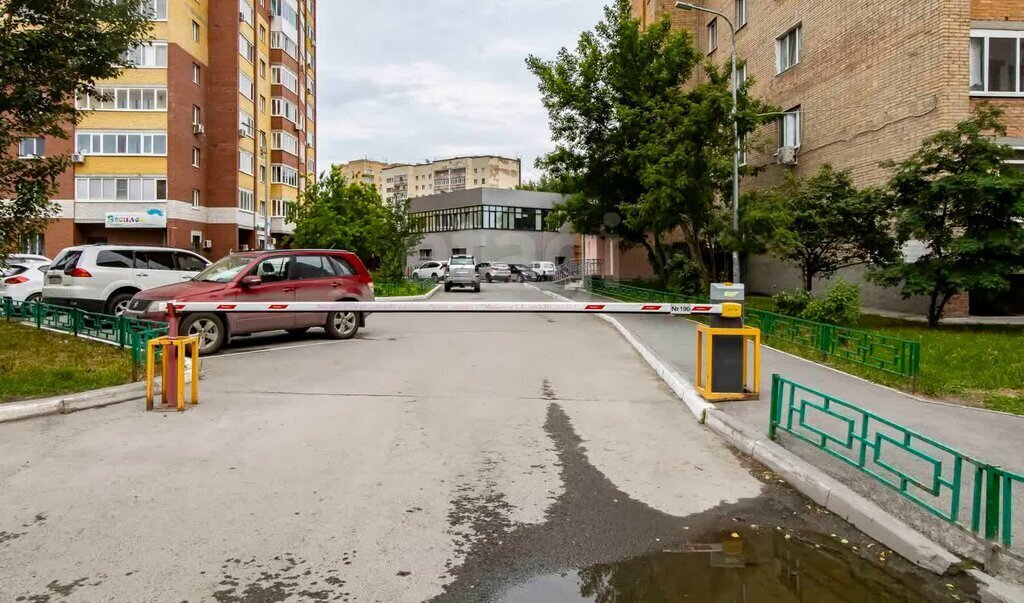 квартира г Тюмень ул Первомайская 44 фото 23