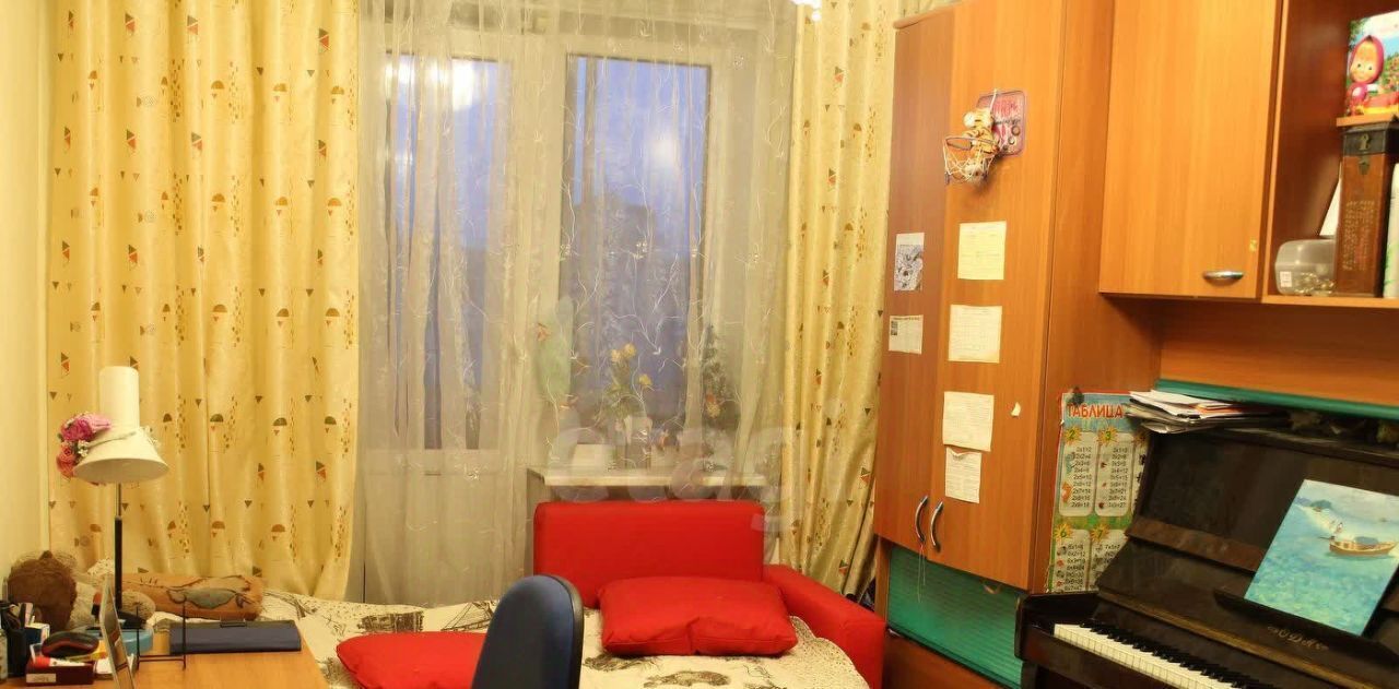 квартира г Новокузнецк р-н Центральный ул Свердлова 2 фото 2