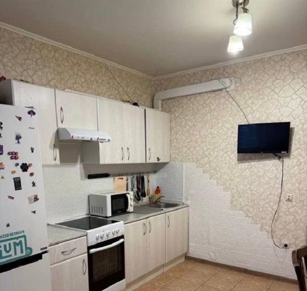 квартира г Краснодар р-н Прикубанский Славянский микрорайон ул Заполярная 35к/10 фото 3