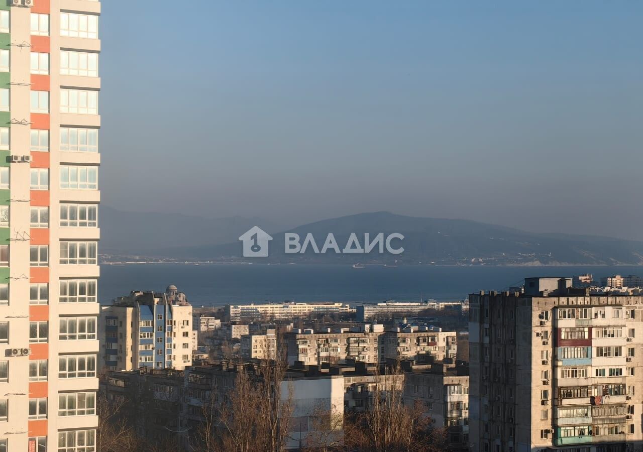 квартира г Новороссийск р-н Центральный ул Куникова 47г фото 18