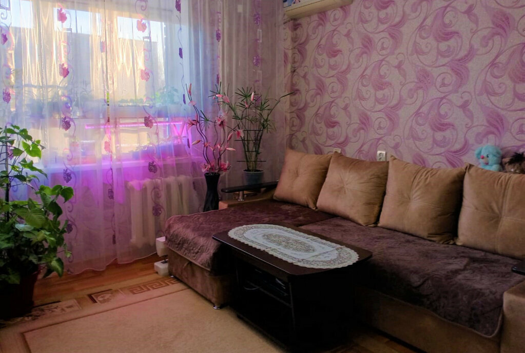 квартира р-н Ейский г Ейск ул Кирпичная 12а фото 2