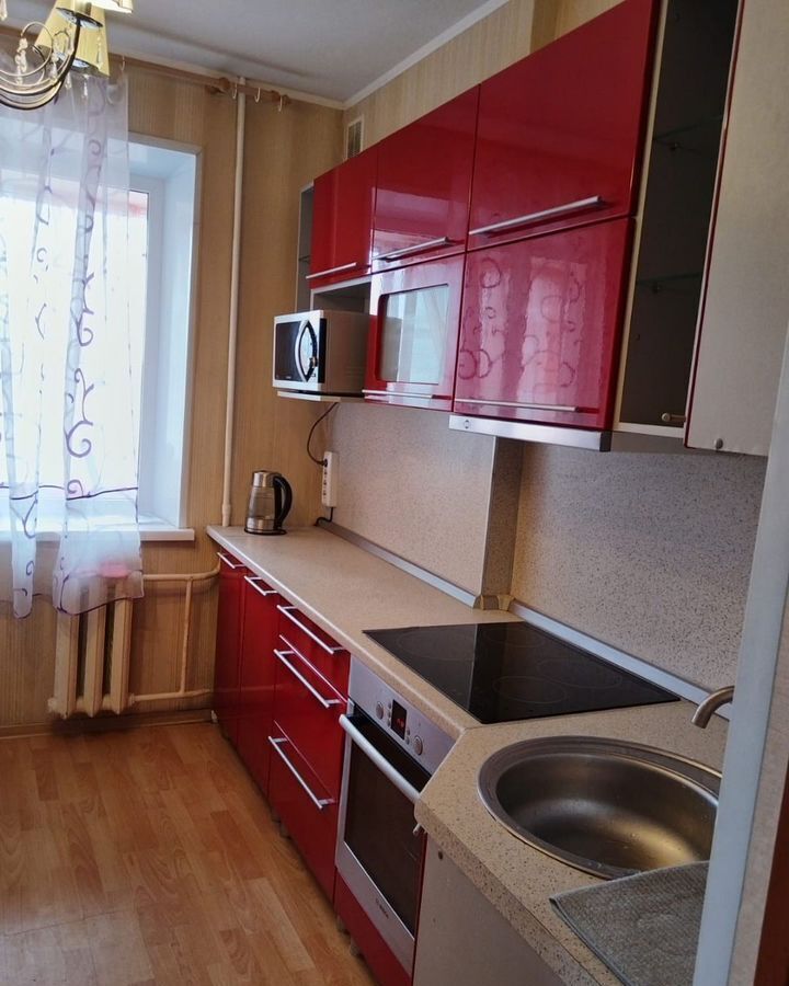 квартира г Тобольск 8-й мкр-н, 45 фото 1