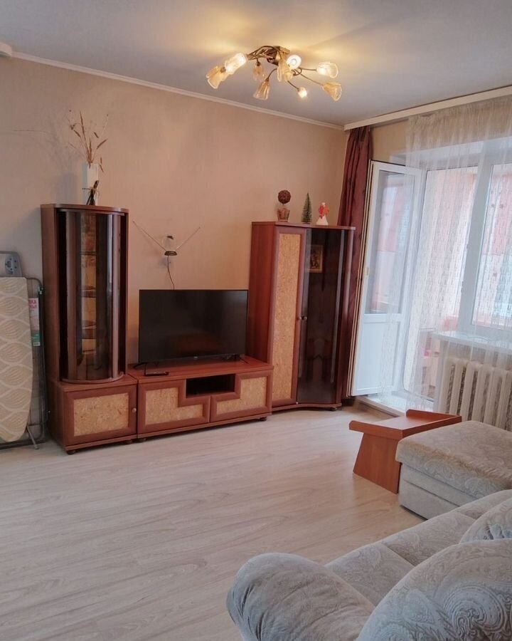 квартира г Тобольск 8-й мкр-н, 45 фото 4