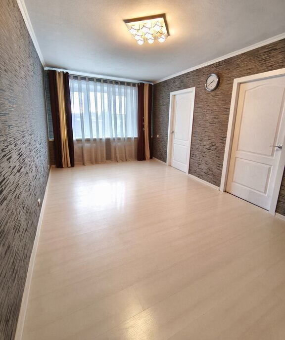 квартира г Калуга ул Труда 16 фото 2
