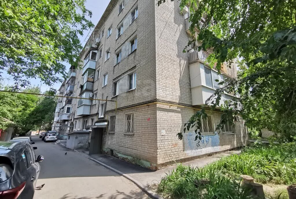 квартира г Саратов ул Дегтярная 17 фото 11
