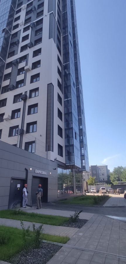 машиноместо г Красноярск р-н Октябрьский пр-кт Свободный 66м фото 1