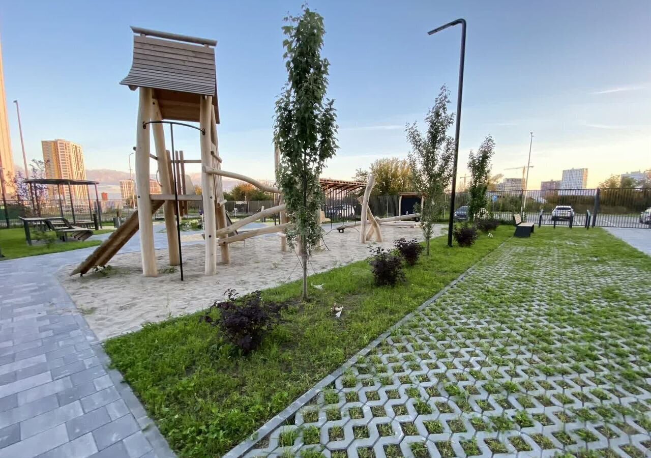 квартира г Тюмень р-н Калининский ул Краснооктябрьская 4ак/2 фото 18