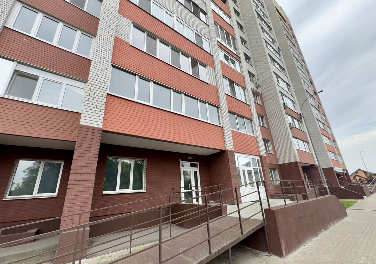 квартира г Брянск р-н Володарский ул Красный Маяк 98а фото 2