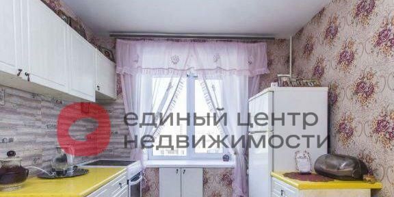 квартира г Тюмень р-н Центральный ул Ватутина 6 фото 8