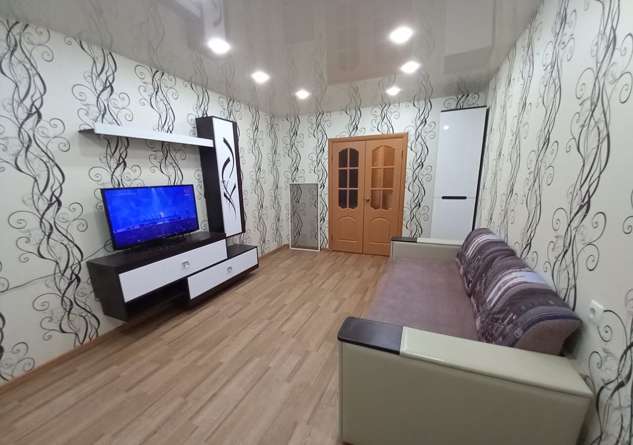 квартира г Набережные Челны р-н Автозаводский 27-й комплекс б-р Юных Ленинцев 1 фото 3