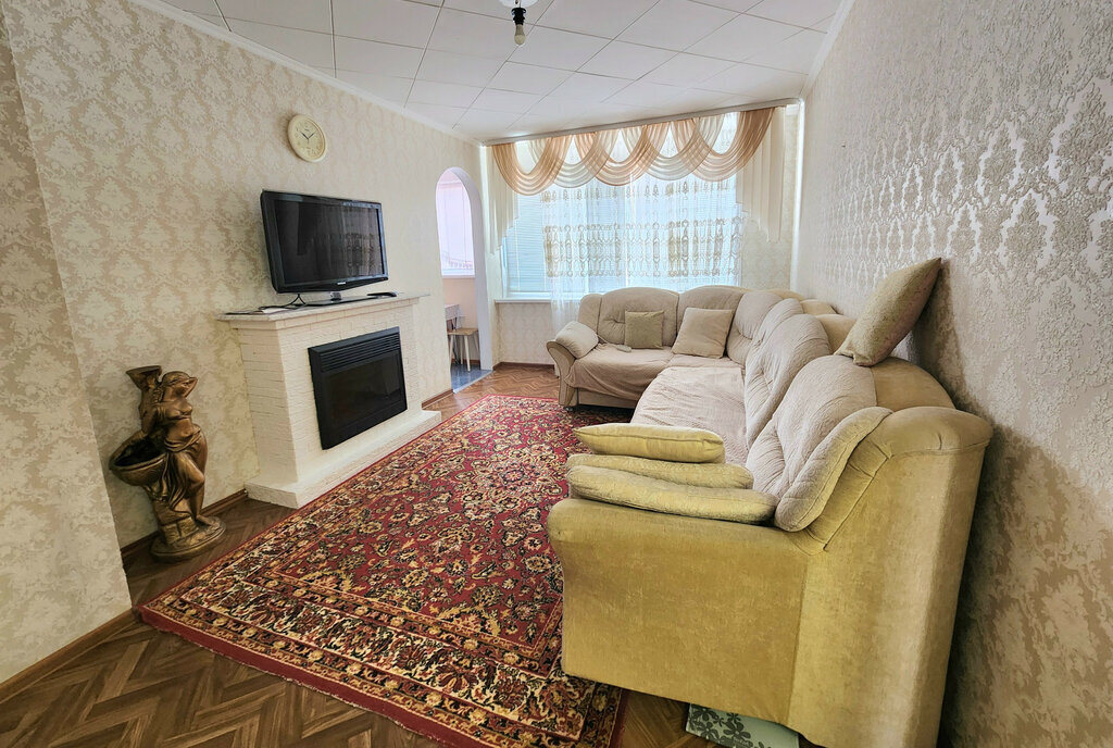квартира г Новый Уренгой пр-кт Ленинградский 17а фото 2