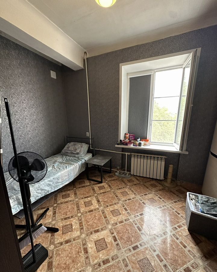 комната г Астрахань р-н Трусовский ул Капитана Краснова 34 фото 1