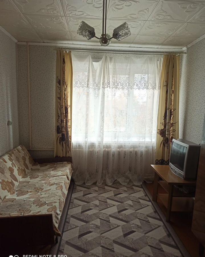 квартира р-н Артемовский г Артемовский ул 8 Марта 4а фото 5