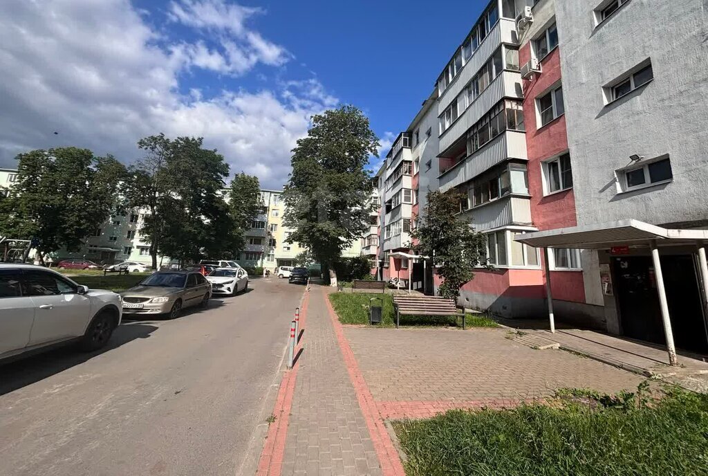 квартира г Старый Оскол микрорайон Лебединец 18 фото 21