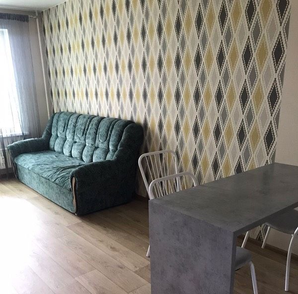 квартира г Барнаул р-н Железнодорожный ул Молодежная 136 фото 2