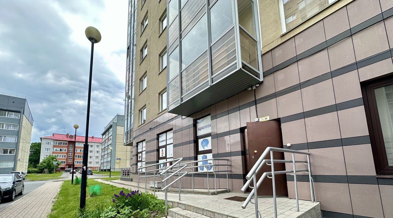 квартира г Петрозаводск наб Варкауса 27к/1 Октябрьский фото 33