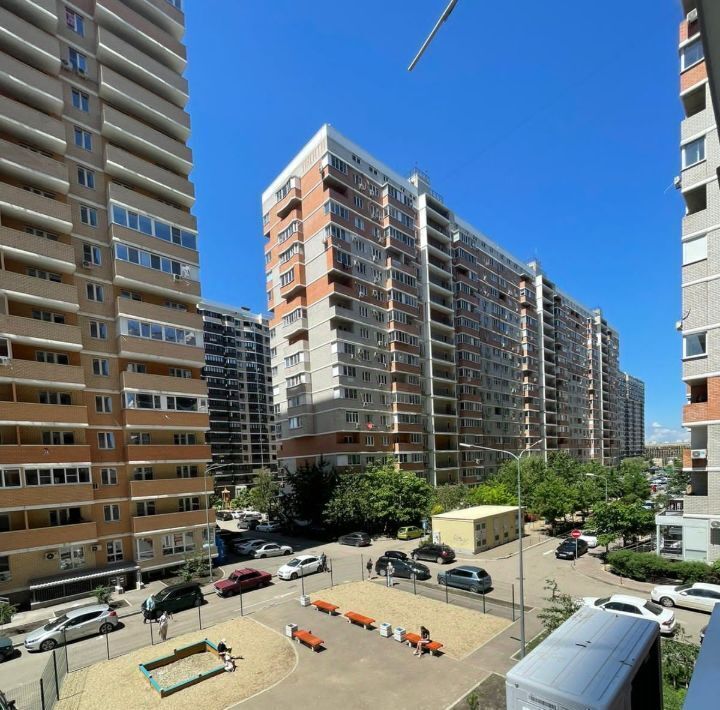 квартира г Краснодар р-н Прикубанский ул им. Евгении Жигуленко 7к/2 фото 5