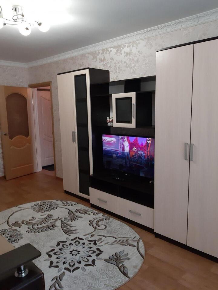 квартира г Орск р-н Ленинский ул Васнецова 9а фото 1