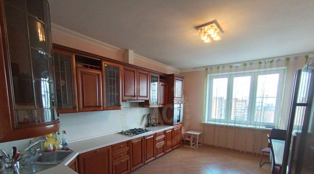 квартира г Курск р-н Центральный ул Радищева 79а фото 1