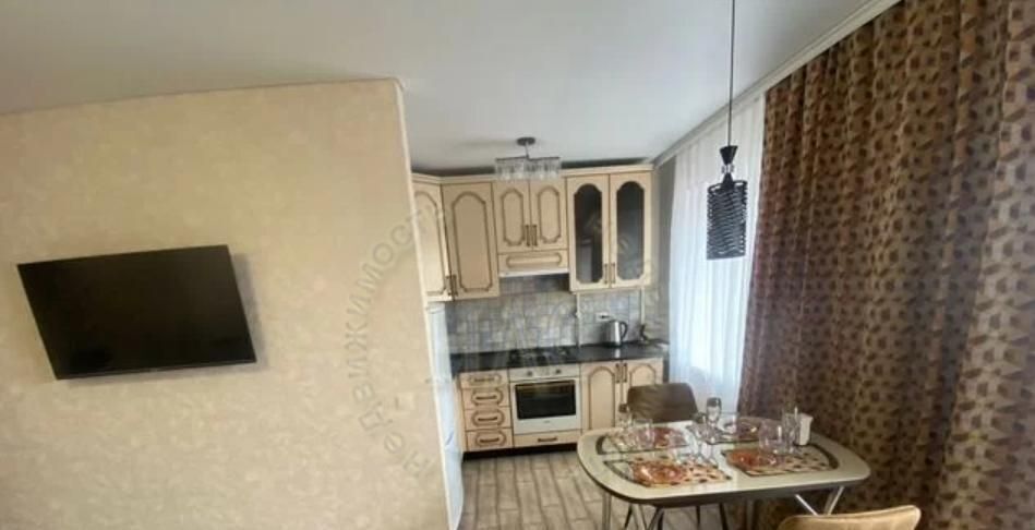 квартира г Курск р-н Центральный ул Ендовищенская 2 фото 3