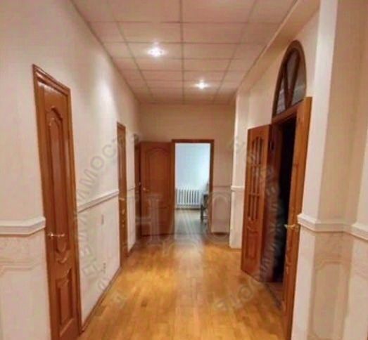 квартира г Курск р-н Центральный ул Красной Армии 10 фото 7