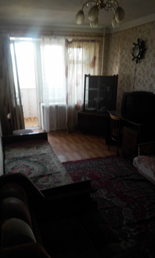 квартира г Саратов р-н Кировский ул им Кутякова И.С. 63 фото 1
